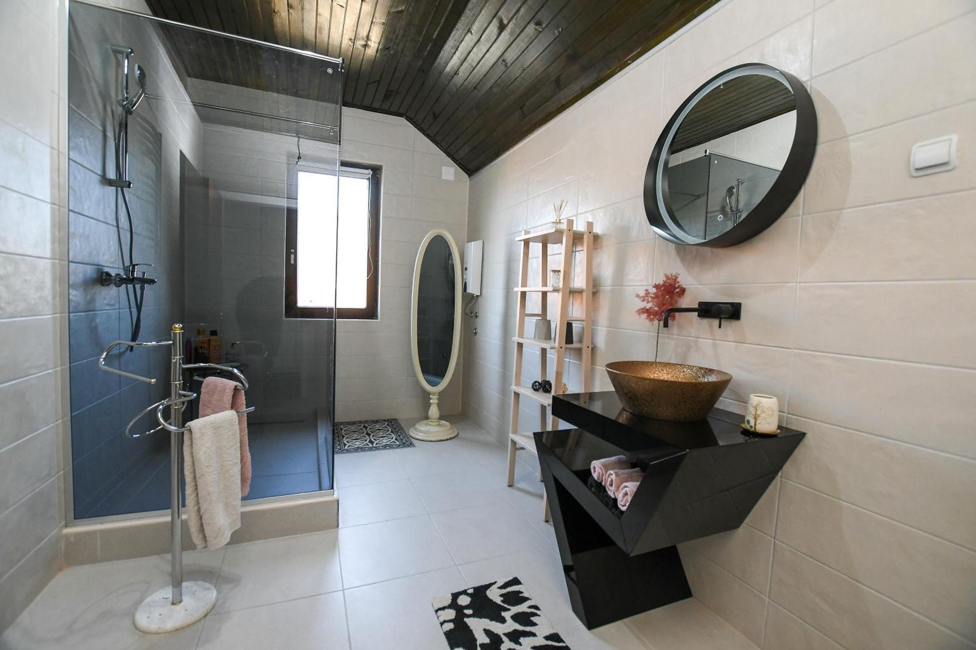 Villa Mina Kladovo, 5-Bedroom Villa With Pool For Up To 12 People Ngoại thất bức ảnh